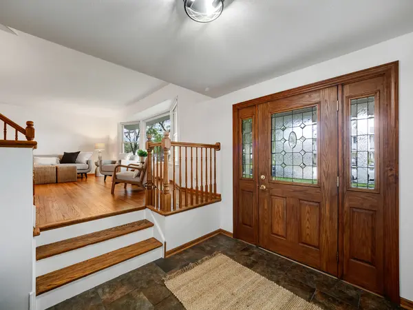 1320 E Sanborn DR, Palatine, IL 60074
