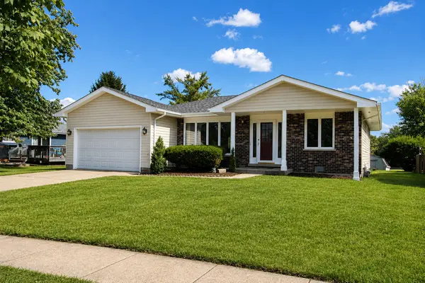 5111 Springdale LN, Mchenry, IL 60050