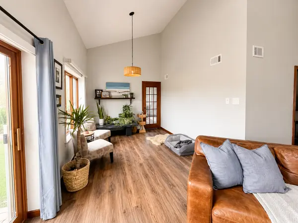 8952 Silverdale DR #7B, Orland Park, IL 60462