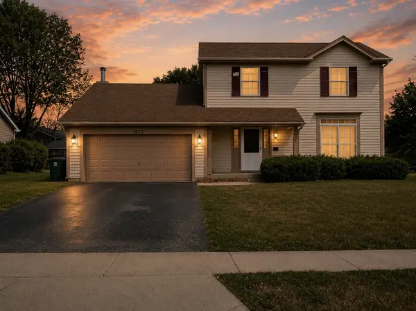 1610 Hartley DR, Algonquin, IL 60102
