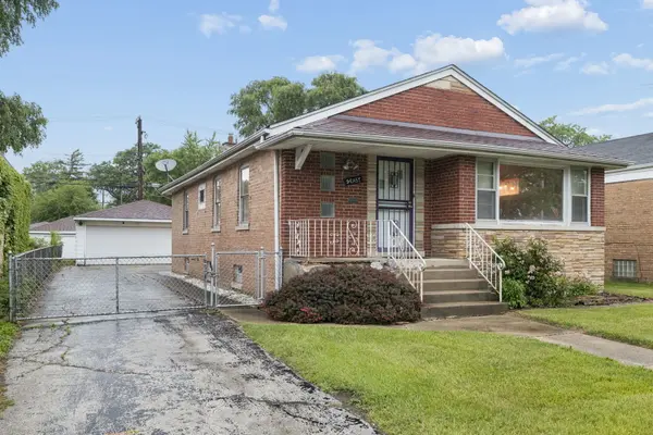 9 E 144th ST, Riverdale, IL 60827