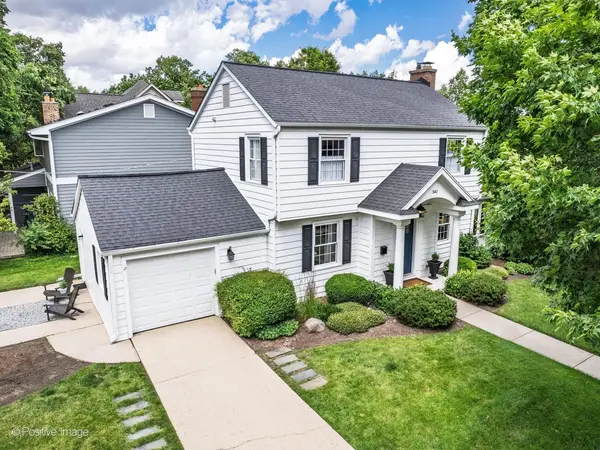 541 E Hickory ST, Hinsdale, IL 60521