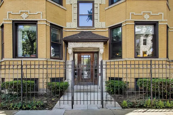 1021 N Hoyne AVE #1A, Chicago, IL 60622