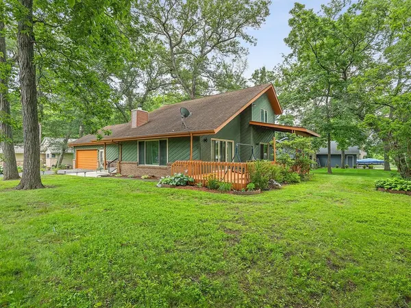 1512 Dresden RD, Lake Summerset, IL 61019