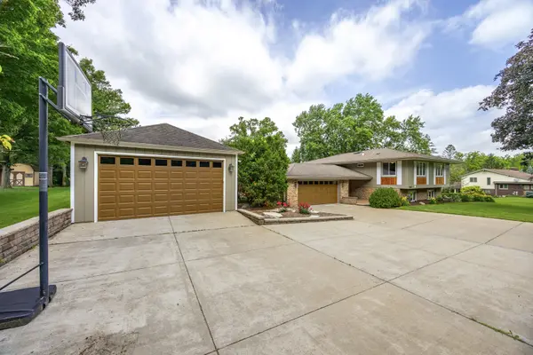 13600 S Longview DR, Homer Glen, IL 60491