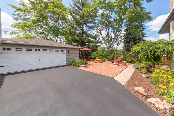 1214 S Pine AVE, Arlington Heights, IL 60005