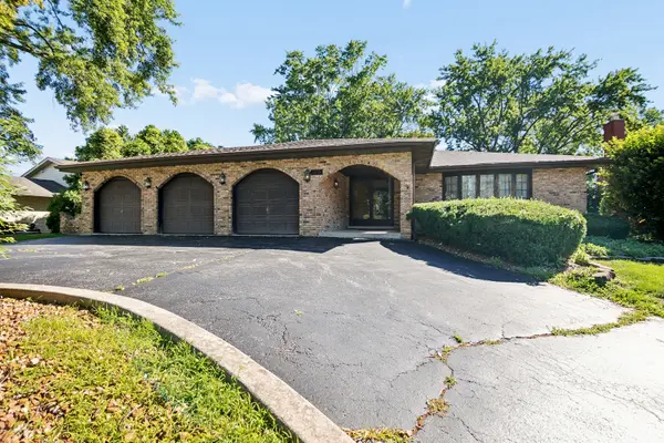 14015 S Cherokee TRL, Homer Glen, IL 60491