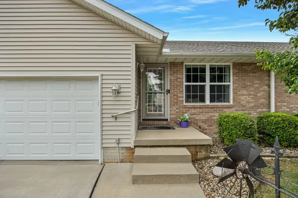 100 Marvin CT, Metamora, IL 61548