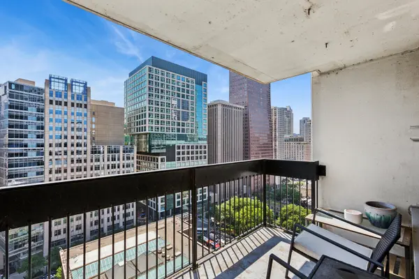 222 E Pearson ST #2408, Chicago, IL 60611