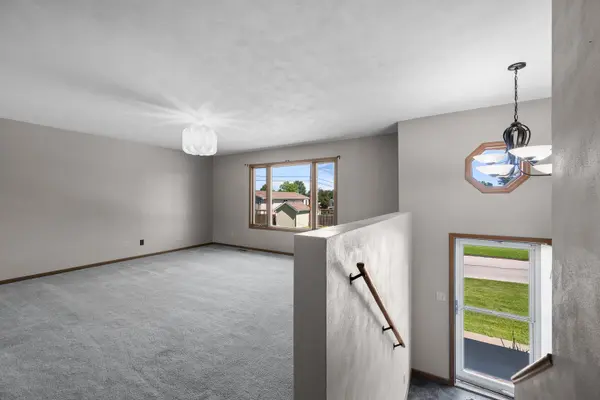 504 4th AVE W, Andalusia, IL 61232