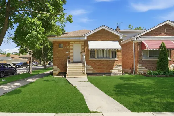 7201 S Sawyer AVE, Chicago, IL 60629