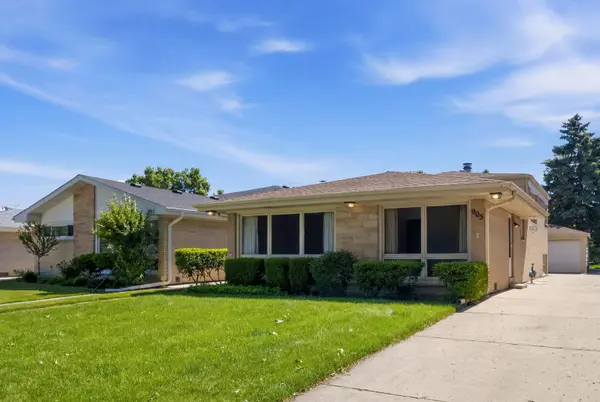 905 Long RD, Glenview, IL 60025