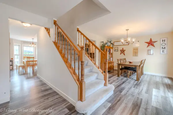 1431 Steeplechase RD, Bartlett, IL 60103