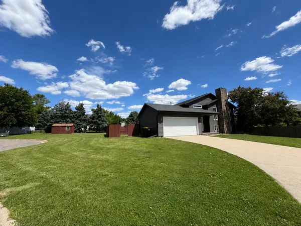 1622 Bensington CT, Normal, IL 61761