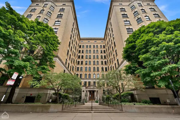 559 W SURF ST #306, Chicago, IL 60657