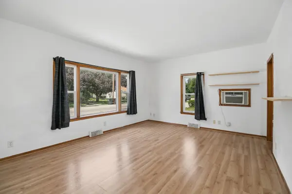 288 S Walnut ST, Chebanse, IL 60922