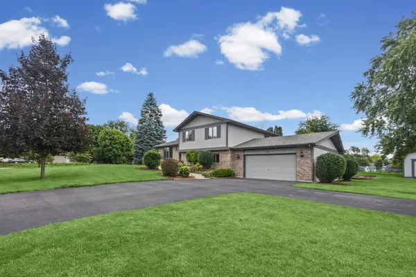 46 Ashlawn AVE, Oswego, IL 60543