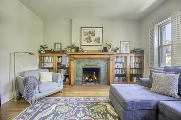 1049 W AINSLIE ST #2, Chicago, IL 60640