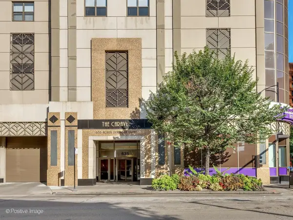 635 N Dearborn ST #1301, Chicago, IL 60654
