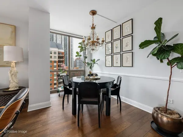 635 N Dearborn ST #1301, Chicago, IL 60654