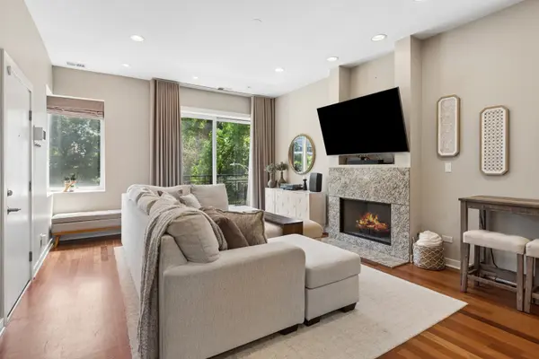 2310 W Wabansia AVE #2W, Chicago, IL 60647