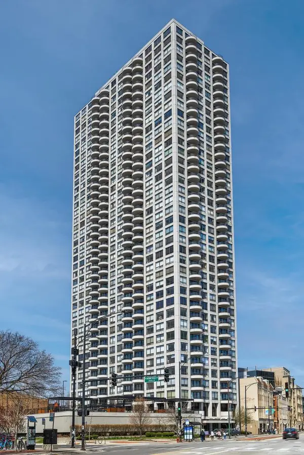 2020 N Lincoln Park West #38ML, Chicago, IL 60614