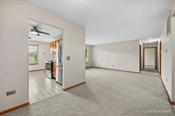 917 Golf Course RD #2, Crystal Lake, IL 60014