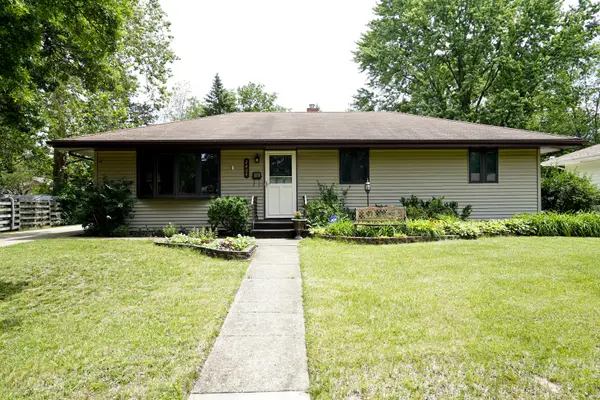 2404 Winnetka DR, Rockford, IL 61108