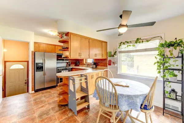 1650 Willow RD, Homewood, IL 60430