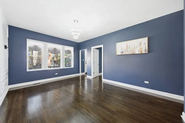 6341 S Francisco AVE, Chicago, IL 60629