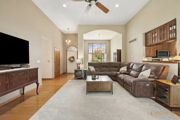 118 Boeing TRL, Poplar Grove, IL 61065