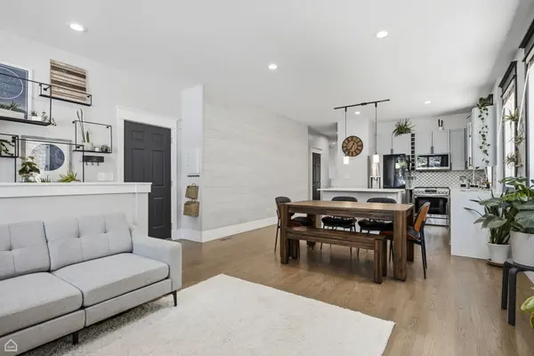 1369 W Hubbard ST #1W, Chicago, IL 60642