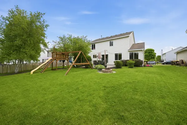 2432 Waterleaf LN, Woodstock, IL 60098