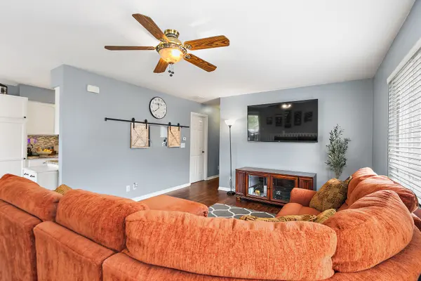 603 Silver Creek RD #603, Woodstock, IL 60098