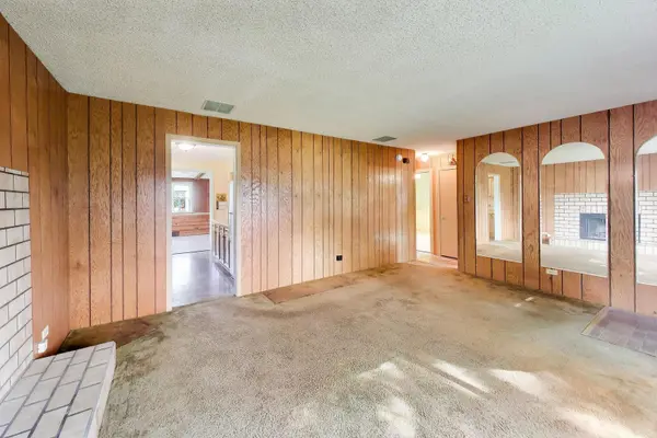301 N Schubert ST, Palatine, IL 60067