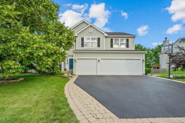 130 Norman DR, Mchenry, IL 60050