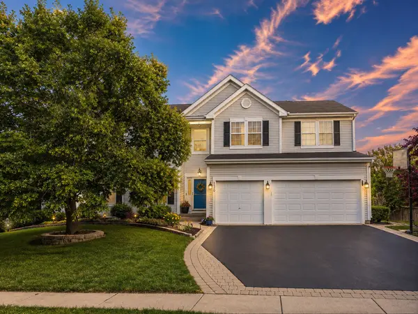 130 Norman DR, Mchenry, IL 60050