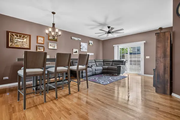 11417 Russell DR #1, Huntley, IL 60142