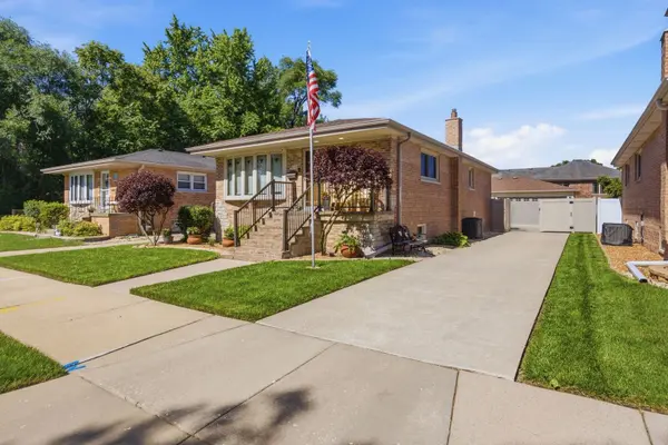 11652 S ST LOUIS AVE, Chicago, IL 60655