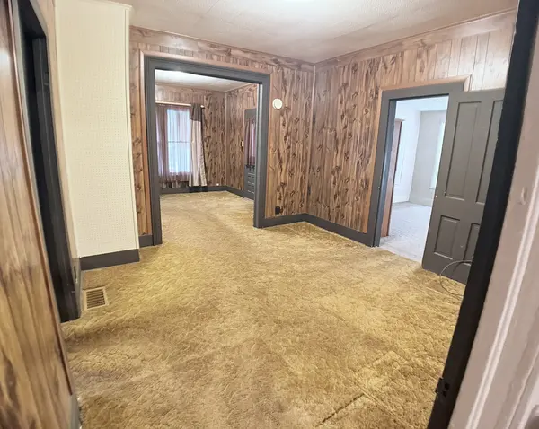 205 E Pease ST, Heyworth, IL 61745