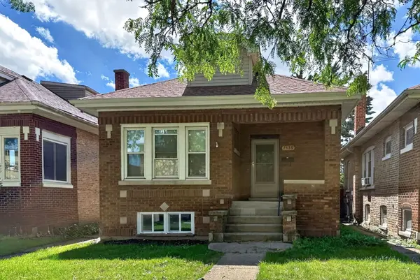 2426 N Neva AVE, Chicago, IL 60707