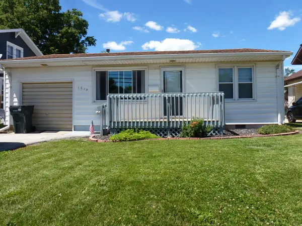 1015 E. Main ST, Clinton, IL 61727