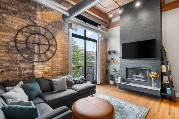 2300 W Wabansia AVE #310, Chicago, IL 60647