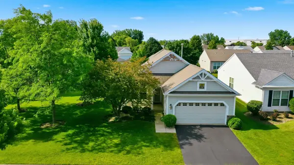 12245 Songbird LN, Huntley, IL 60142