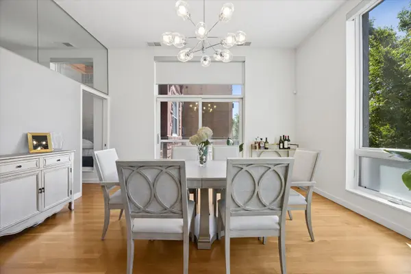2028 W Division ST #201, Chicago, IL 60622