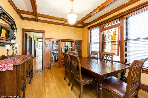 3255 N KILDARE AVE, Chicago, IL 60641