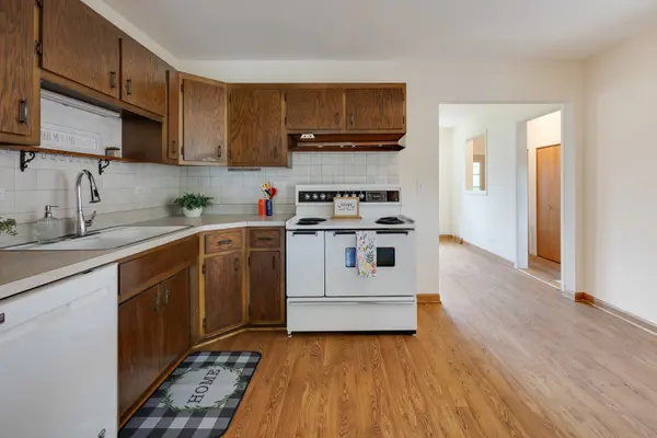 629 Inverness RD, Lisle, IL 60532