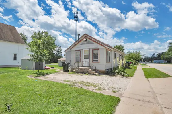 219, 219 1/2 W. Main ST, Braidwood, IL 60408