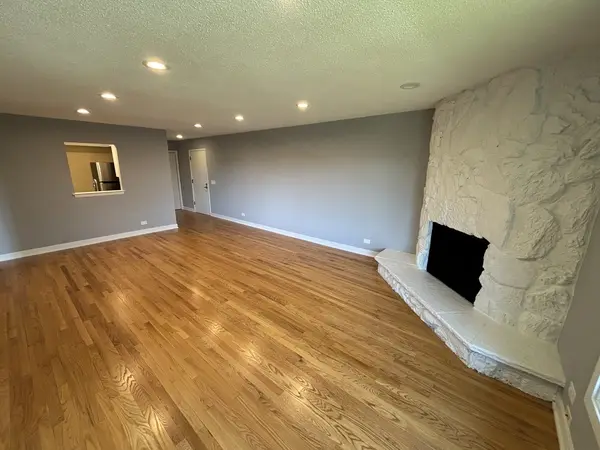 1365 N Sterling AVE #208B, Palatine, IL 60067