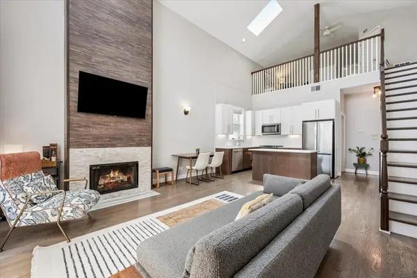 1529 W Montana ST #3, Chicago, IL 60614